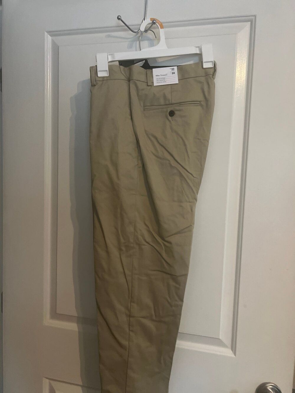 Goodfellow & Co. Men's Dress Trouser Chino Pants in a khaki 32/30